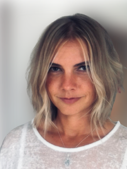 B68E211F-9F94-4FBC-8320-8748194182E1-removebg-preview About Me